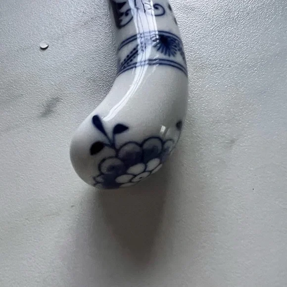 Sheffield England  Danube Porcelain Handle Slotted Onion 10” Serving Spoon - Picture 8 of 8